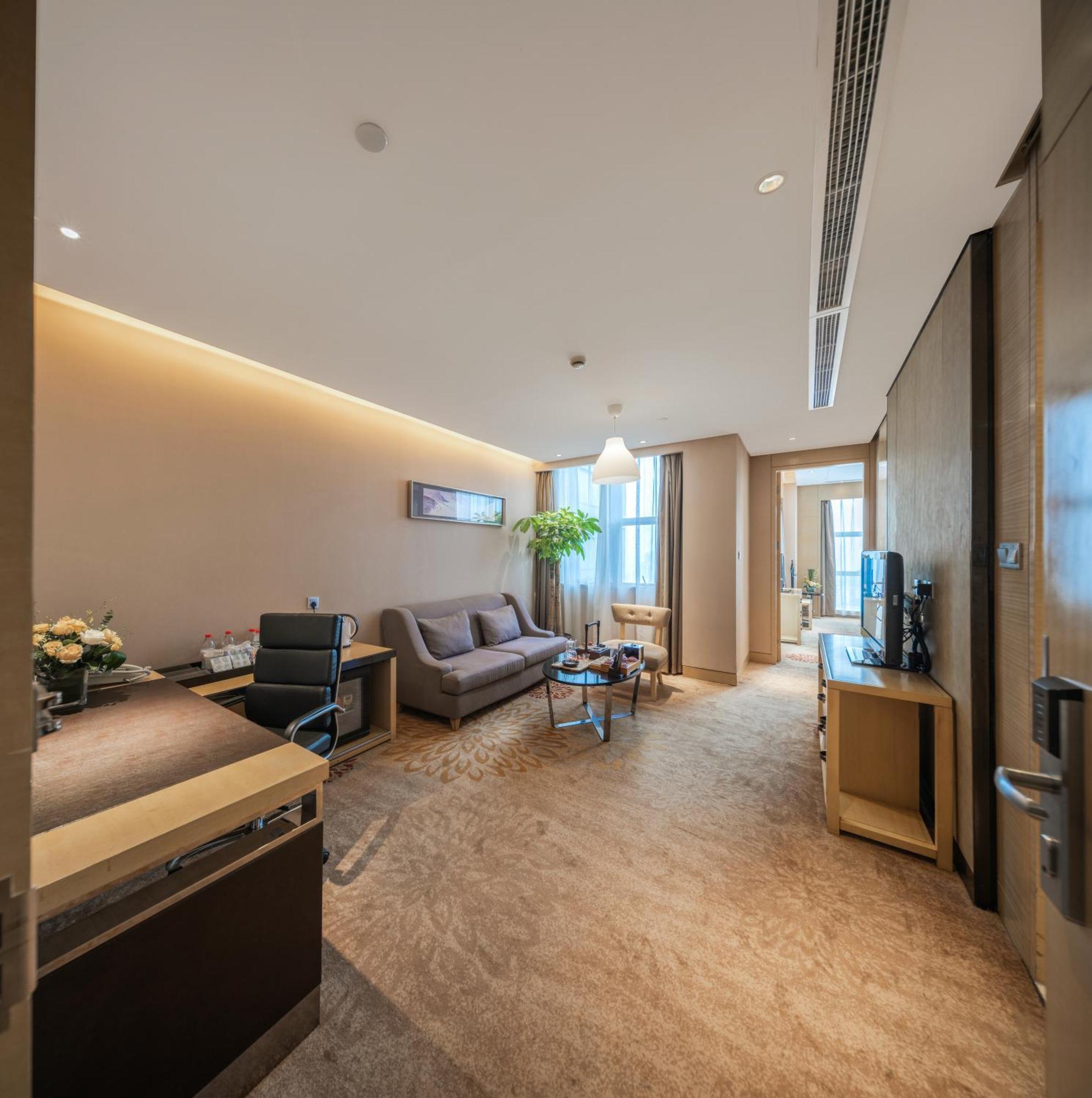 Grand Skylight International Hotel Ganzhou Chang Zhen Avenue Dış mekan fotoğraf
