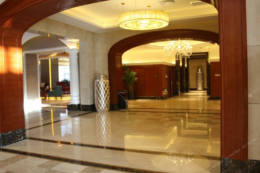 Grand Skylight International Hotel Ganzhou Chang Zhen Avenue Dış mekan fotoğraf